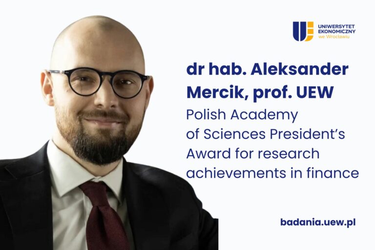 Zdjęcie Aleksandra Mercika oraz napis: dr hab. Aleksander Merci, prof. UEW. Polish Academy